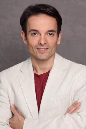 David de Miguel - Project Casting Gallery Image 14 David de Miguel - Gallery Image 14