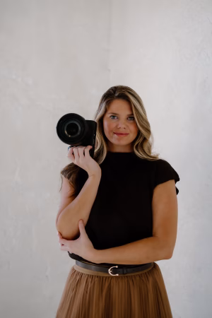 Kimberly Brooks - Project Casting Gallery Image 6 Kimberly Brooks - Gallery Image 6