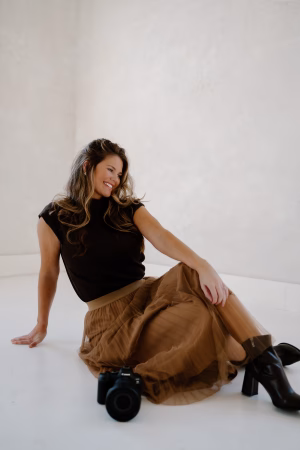 Kimberly Brooks - Project Casting Gallery Image 3 Kimberly Brooks - Gallery Image 3