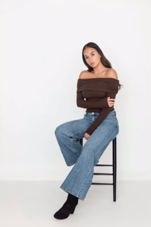 Natasha Mantle - Project Casting Gallery Image 1 Natasha Mantle - Gallery Image 1