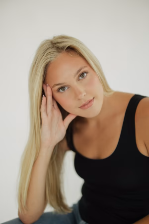 Kayla Brockwell - Project Casting Gallery Image 3 Kayla Brockwell - Gallery Image 3