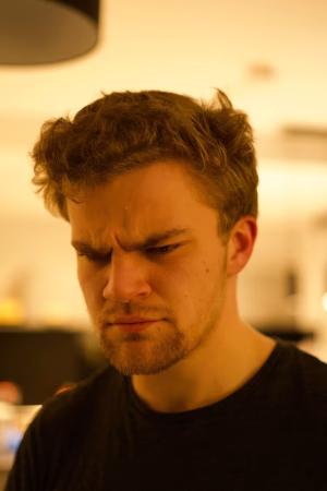 Thomas Collar - Gallery Image 3