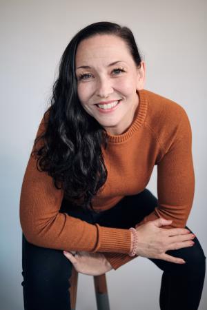 Nicci Benavides - Project Casting Gallery Image 3 Nicci Benavides - Gallery Image 3