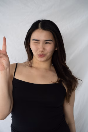 Helen Li - Project Casting Gallery Image 9 Helen Li - Gallery Image 9