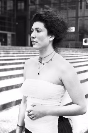 Baehr Aglaée - Project Casting Gallery Image 10 Baehr Aglaée - Gallery Image 10