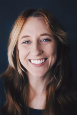 Davis Elizabeth - Project Casting Gallery Image 1 Davis Elizabeth - Gallery Image 1