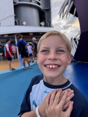 Ashley Johnson - Project Casting Gallery Image 2 Ashley Johnson - Gallery Image 2