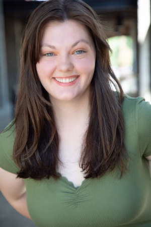 Hannah Henson - Gallery Image 1