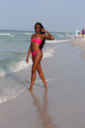 Adrienne Edney - Project Casting Gallery Image 13 Adrienne Edney - Gallery Image 13