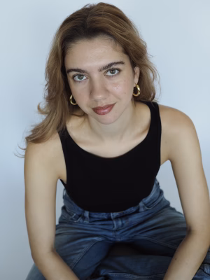 Zoe Fantis - Project Casting Gallery Image 4 Zoe Fantis - Gallery Image 4