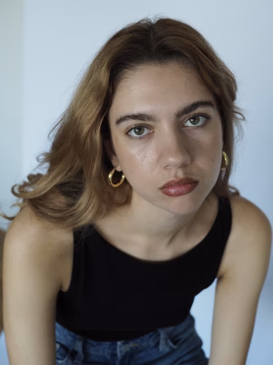 Zoe Fantis - Project Casting Gallery Image 5 Zoe Fantis - Gallery Image 5