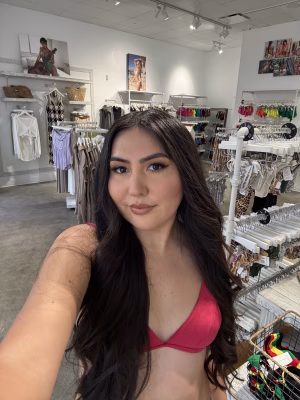 Giselle Fernandez - Project Casting Gallery Image 7 Giselle Fernandez - Gallery Image 7