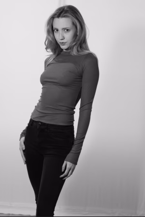 Gabriella Miles - Project Casting Gallery Image 6 Gabriella Miles - Gallery Image 6