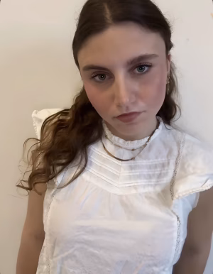 Emma Motta - Project Casting Gallery Image 1 Emma Motta - Gallery Image 1