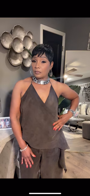 Yolanda Saunders - Project Casting Gallery Image 8 Yolanda Saunders - Gallery Image 8