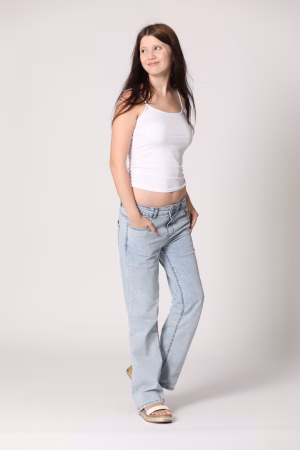 amber derbyshire - Project Casting Gallery Image 2 amber derbyshire - Gallery Image 2