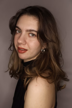 Zoe Fantis - Project Casting Gallery Image 1 Zoe Fantis - Gallery Image 1