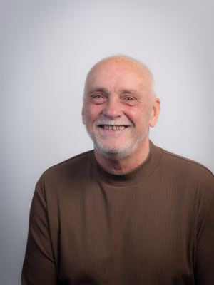 ROBERT KEMP - Project Casting Gallery Image 2 ROBERT KEMP - Gallery Image 2