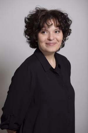 Dani Roberts - Project Casting Gallery Image 2 Dani Roberts - Gallery Image 2