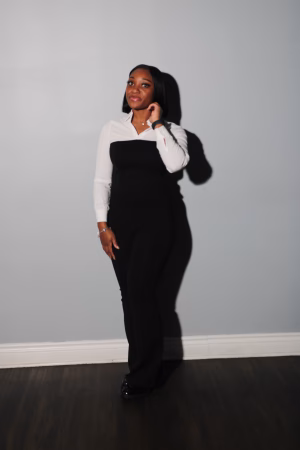 Savannah Pollard - Project Casting Gallery Image 1 Savannah Pollard - Gallery Image 1