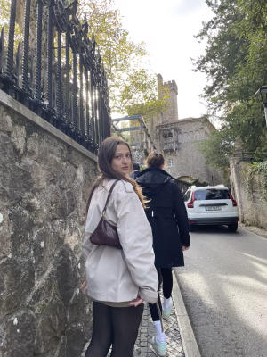 Gabriela Burgueira - Project Casting Gallery Image 15 Gabriela Burgueira - Gallery Image 15