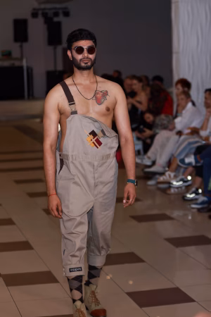 Vyvian Somaya Nellira - Project Casting Gallery Image 10 Vyvian Somaya Nellira - Gallery Image 10