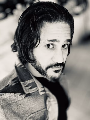 Luis  Ramos - Gallery Image 1