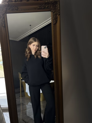 Karolina Jank - Project Casting Gallery Image 2 Karolina Jank - Gallery Image 2