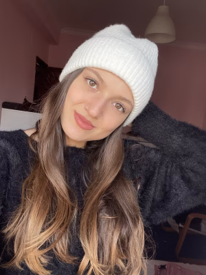 Gabriela Burgueira - Project Casting Gallery Image 11 Gabriela Burgueira - Gallery Image 11