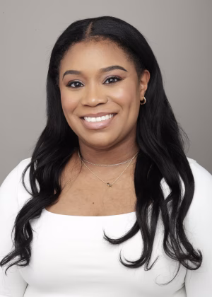 Savannah Roberts - Project Casting Gallery Image 7 Savannah Roberts - Gallery Image 7