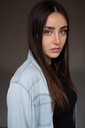 Sara Bronzetti - Gallery Image 1