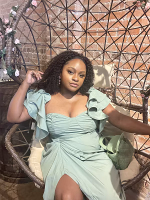 Yanna Beals - Project Casting Gallery Image 4 Yanna Beals - Gallery Image 4