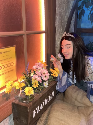 Eloise Molloy - Project Casting Gallery Image 1 Eloise Molloy - Gallery Image 1