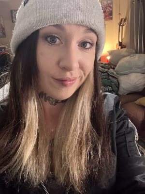 Danielle Lawrence - Gallery Image 1