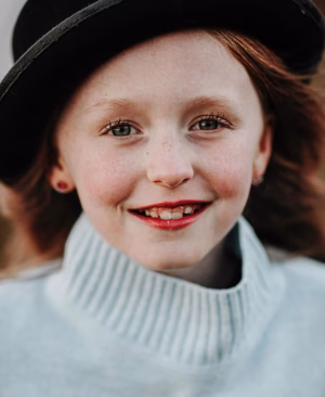 Mackenzie Dolan - Project Casting Gallery Image 9 Mackenzie Dolan - Gallery Image 9