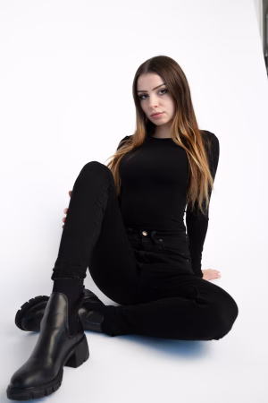 Iris Goodwin - Project Casting Gallery Image 2 Iris Goodwin - Gallery Image 2