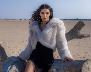 Sama Zakeri - Project Casting Gallery Image 13 Sama Zakeri - Gallery Image 13