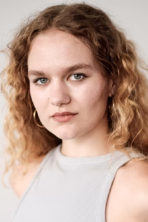 Sara De Angelis - Project Casting Gallery Image 1 Sara De Angelis - Gallery Image 1