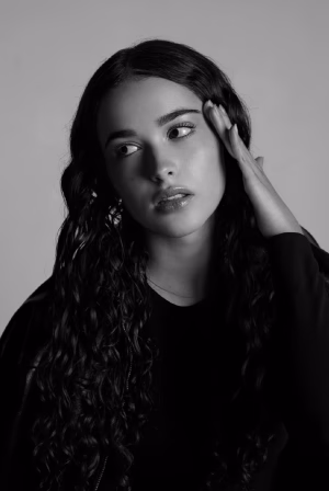 Giovana Morais - Project Casting Gallery Image 3 Giovana Morais - Gallery Image 3