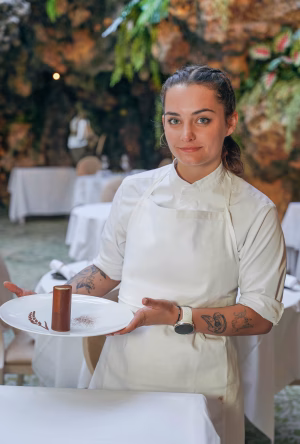 Laura Trijeau - Project Casting Gallery Image 1 Laura Trijeau - Gallery Image 1