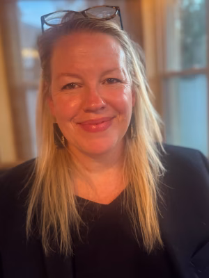 Laura Schaedel - Gallery Image 1