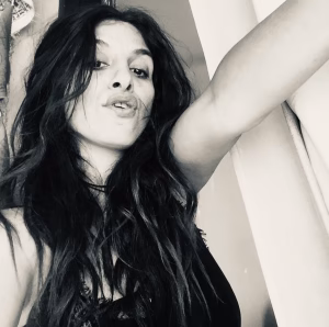 Isis Kraushaar - Project Casting Gallery Image 5 Isis Kraushaar - Gallery Image 5