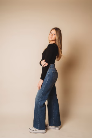 Anna Seebauer - Project Casting Gallery Image 2 Anna Seebauer - Gallery Image 2