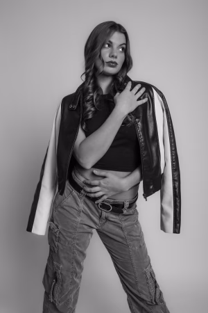 Emma Benson - Project Casting Gallery Image 5 Emma Benson - Gallery Image 5