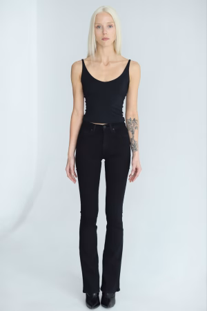 Natalie Jaeger - Project Casting Gallery Image 5 Natalie Jaeger - Gallery Image 5