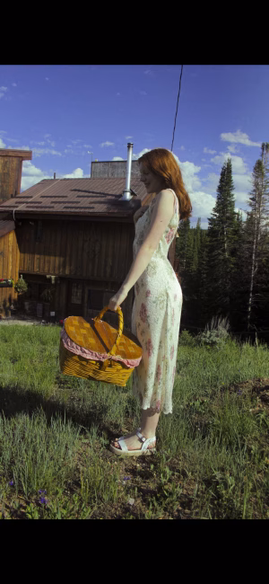 Valerie Hedlund - Project Casting Gallery Image 6 Valerie Hedlund - Gallery Image 6