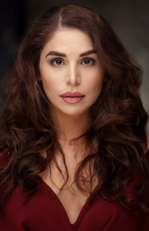 Iris May - Project Casting Gallery Image 2 Iris May - Gallery Image 2