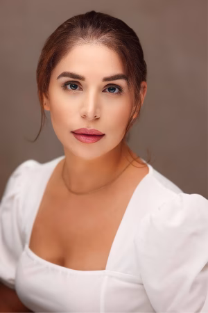 Iris May - Project Casting Gallery Image 1 Iris May - Gallery Image 1