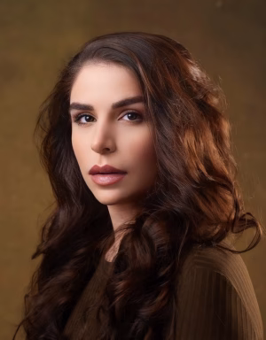 Iris May - Project Casting Gallery Image 3 Iris May - Gallery Image 3