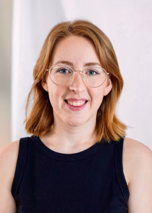 Liz Valoon - Project Casting Gallery Image 7 Liz Valoon - Gallery Image 7